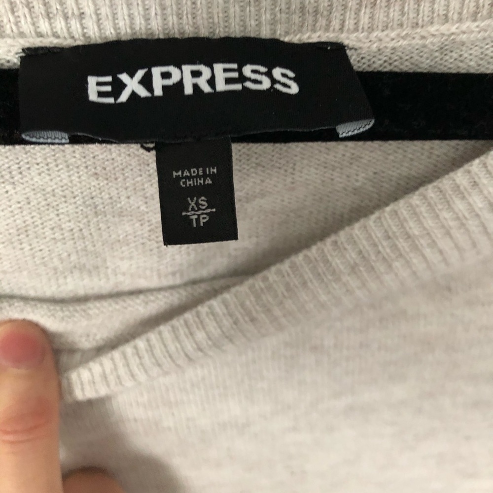 Express circle hem tunic - Picture 3 of 4